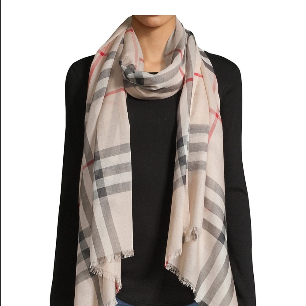 Burberry scarf